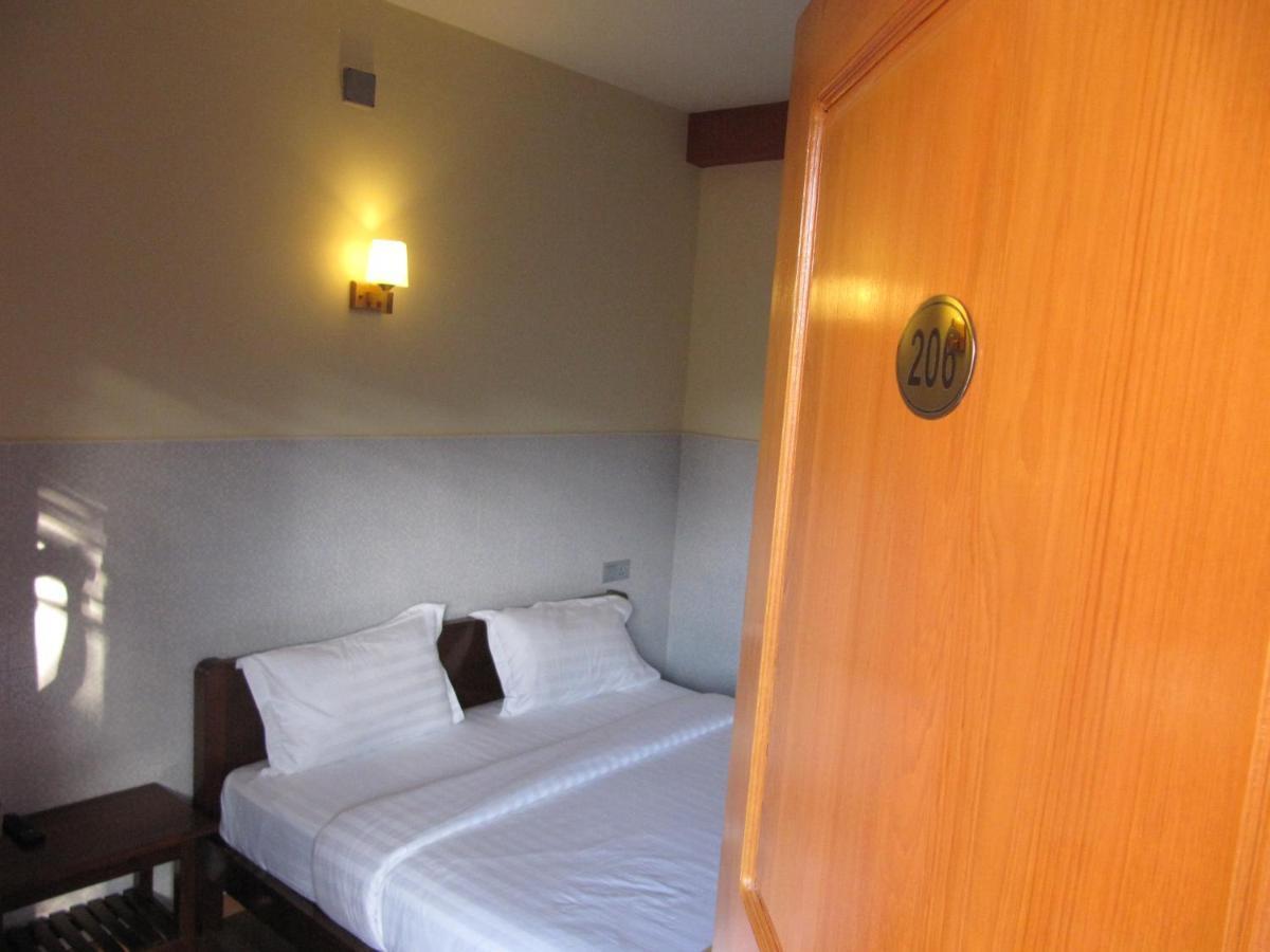 Shwe Wun Yan Motel Bagan Buitenkant foto